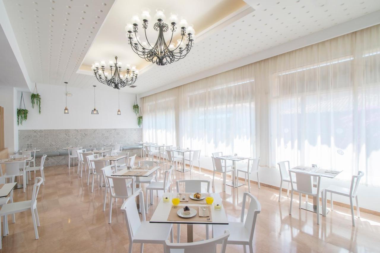 Hotel Lloret Santa Rosa By Pierre & Lloret de Mar
